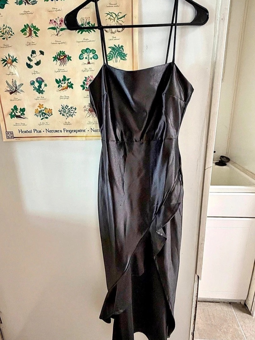 Black Maxi Dress Size Medium Like New- E.L.H. Studio